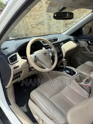 Nissan Rogue SV 4dr SUV (2.5L 4cyl CVT) 2015 White