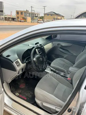 Toyota Corolla 2013 Silver