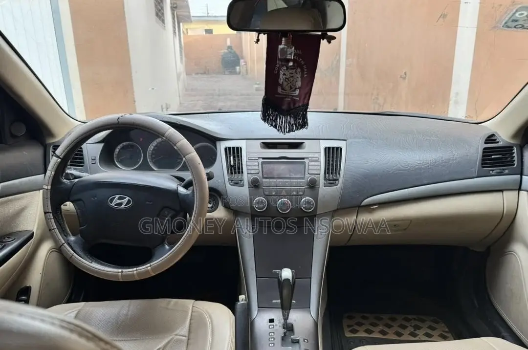 Hyundai Sonata Limited PZEV 2010 Green