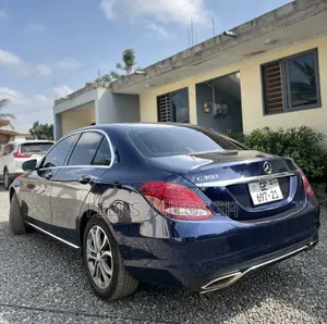 Mercedes-Benz C300 Luxury 4dr AWD 4Matic Sedan (2.0L 4cyl 7A) 2015 Blue