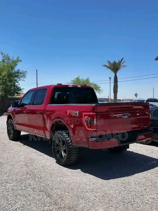 Ford F-150 2022 Red