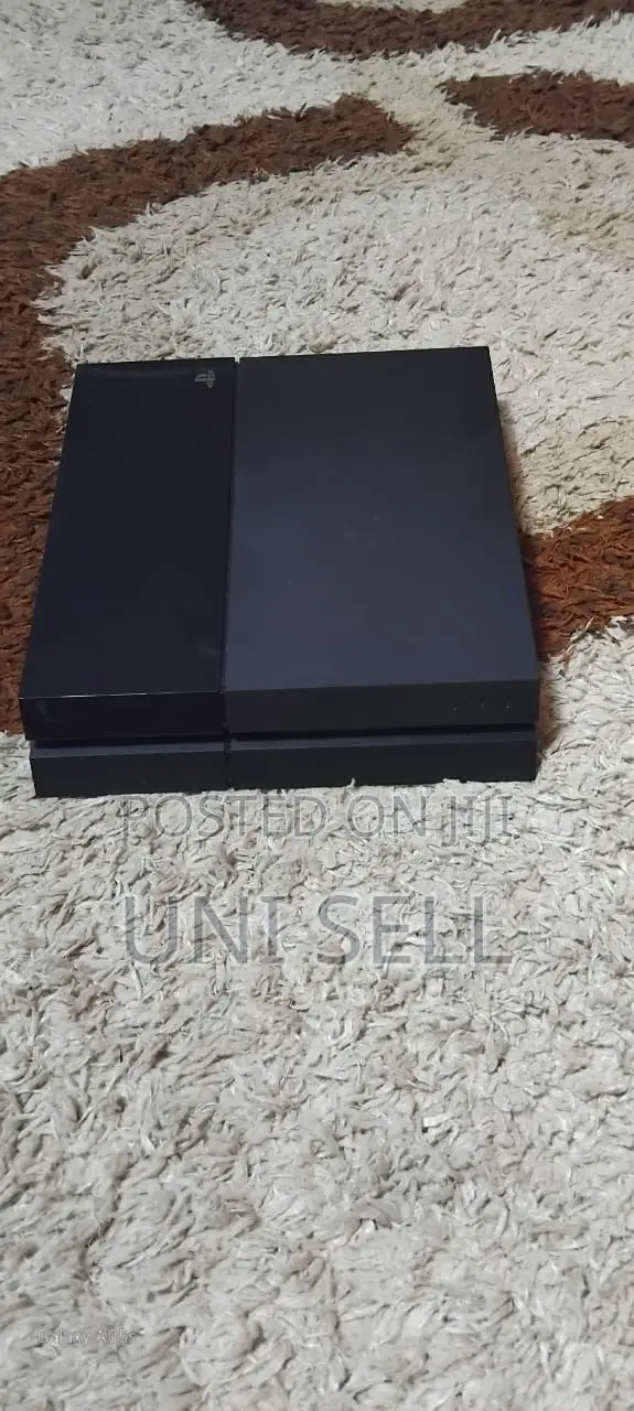 PS4 Console With One Controller