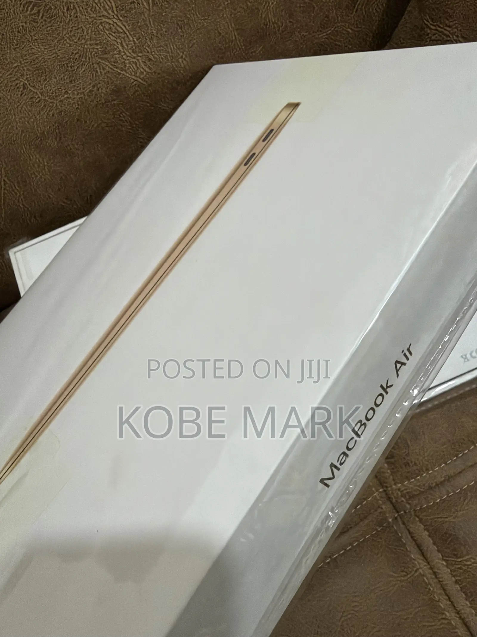 New Laptop Apple MacBook Air 8GB Apple M1 SSD 256GB