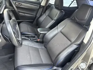 Toyota Corolla LE (1.8L 4cyl 2A) 2018 Gray