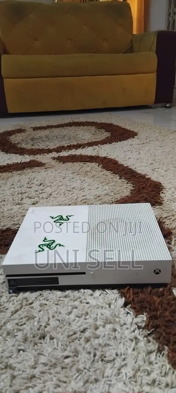 Xbox One S