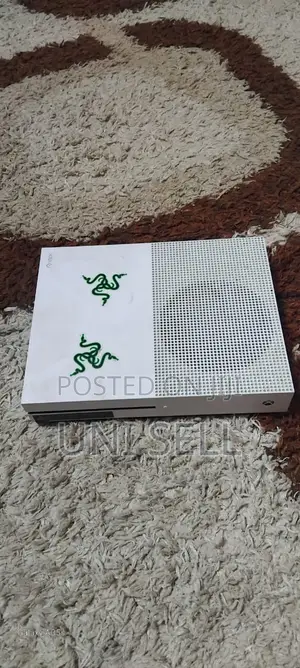 Xbox One S