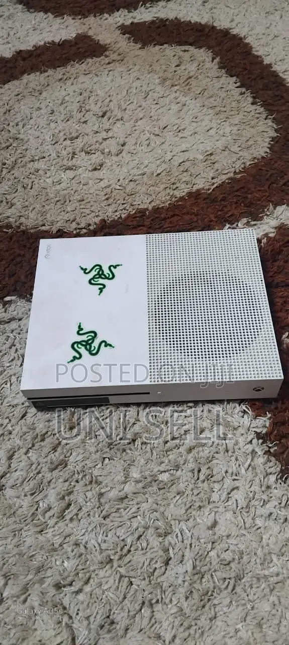 Xbox One S
