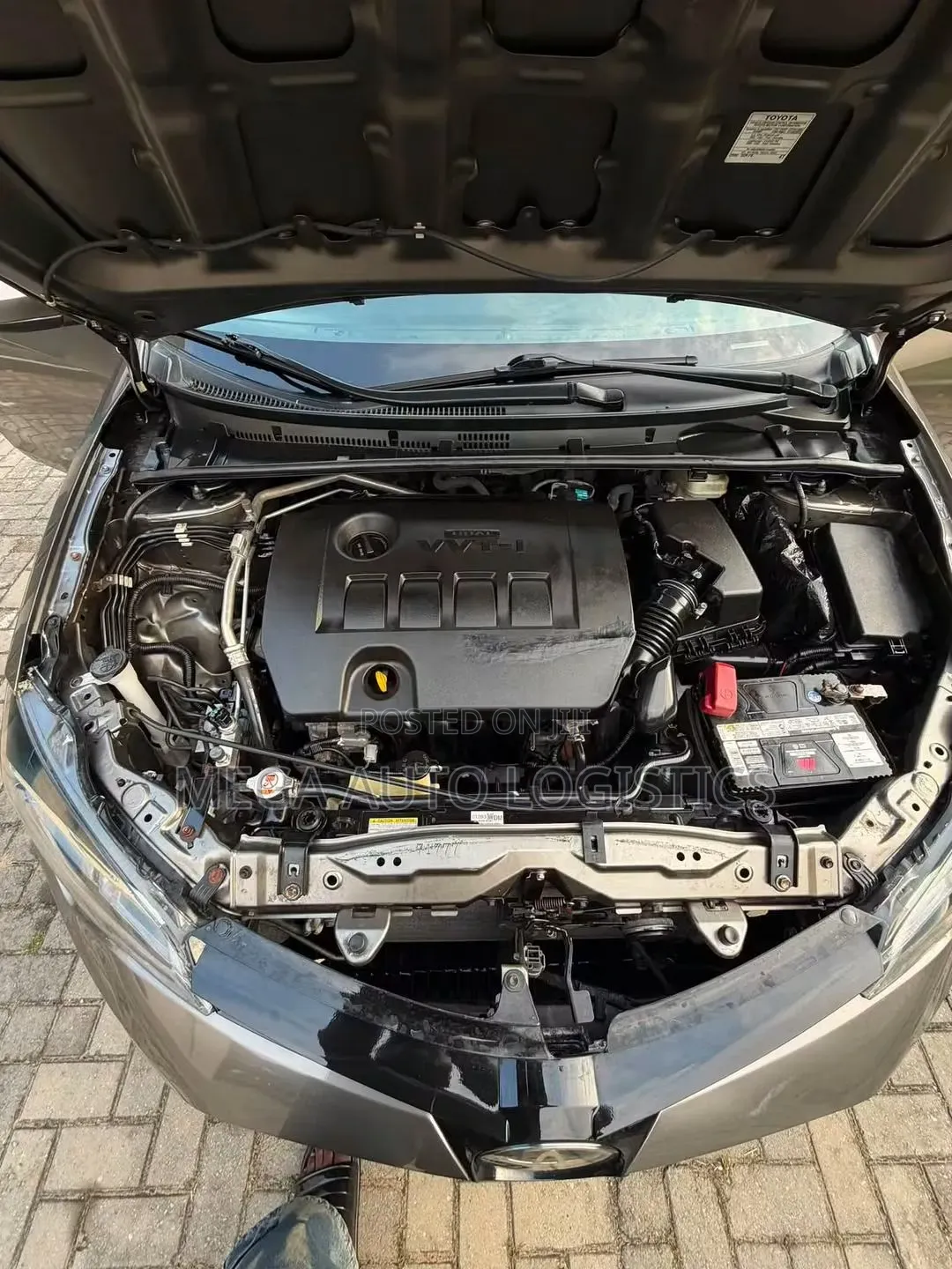 Toyota Corolla LE (1.8L 4cyl 2A) 2018 Gray