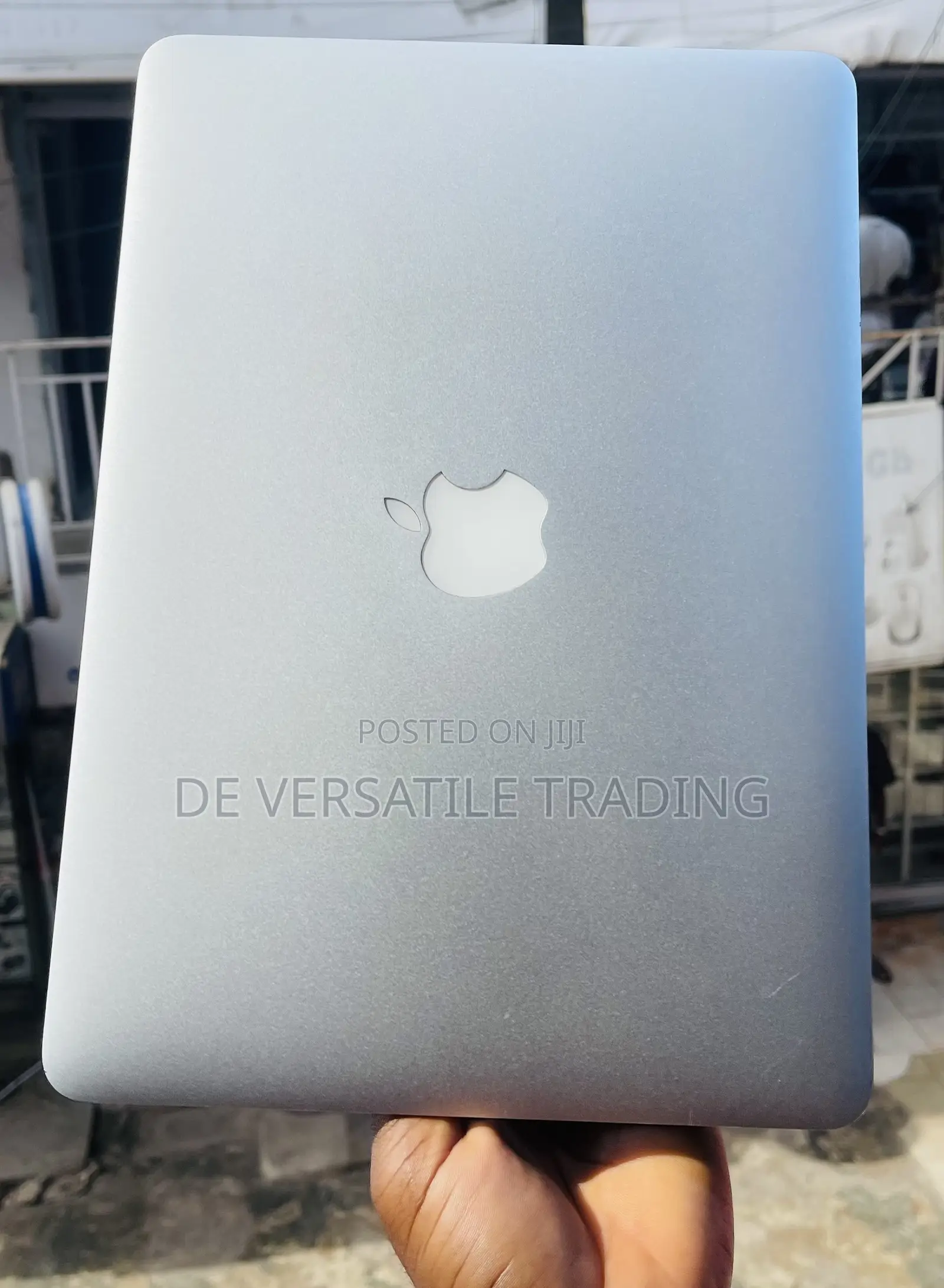Laptop Apple MacBook Pro 2015 8GB Intel Core i5 SSD 128GB
