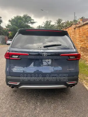 New Toyota Highlander Limited FWD 2023