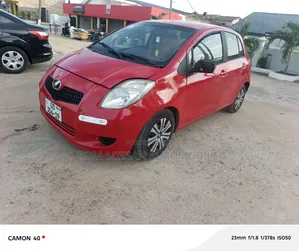Toyota Vitz 1.3 AWD 3dr 2010 Red