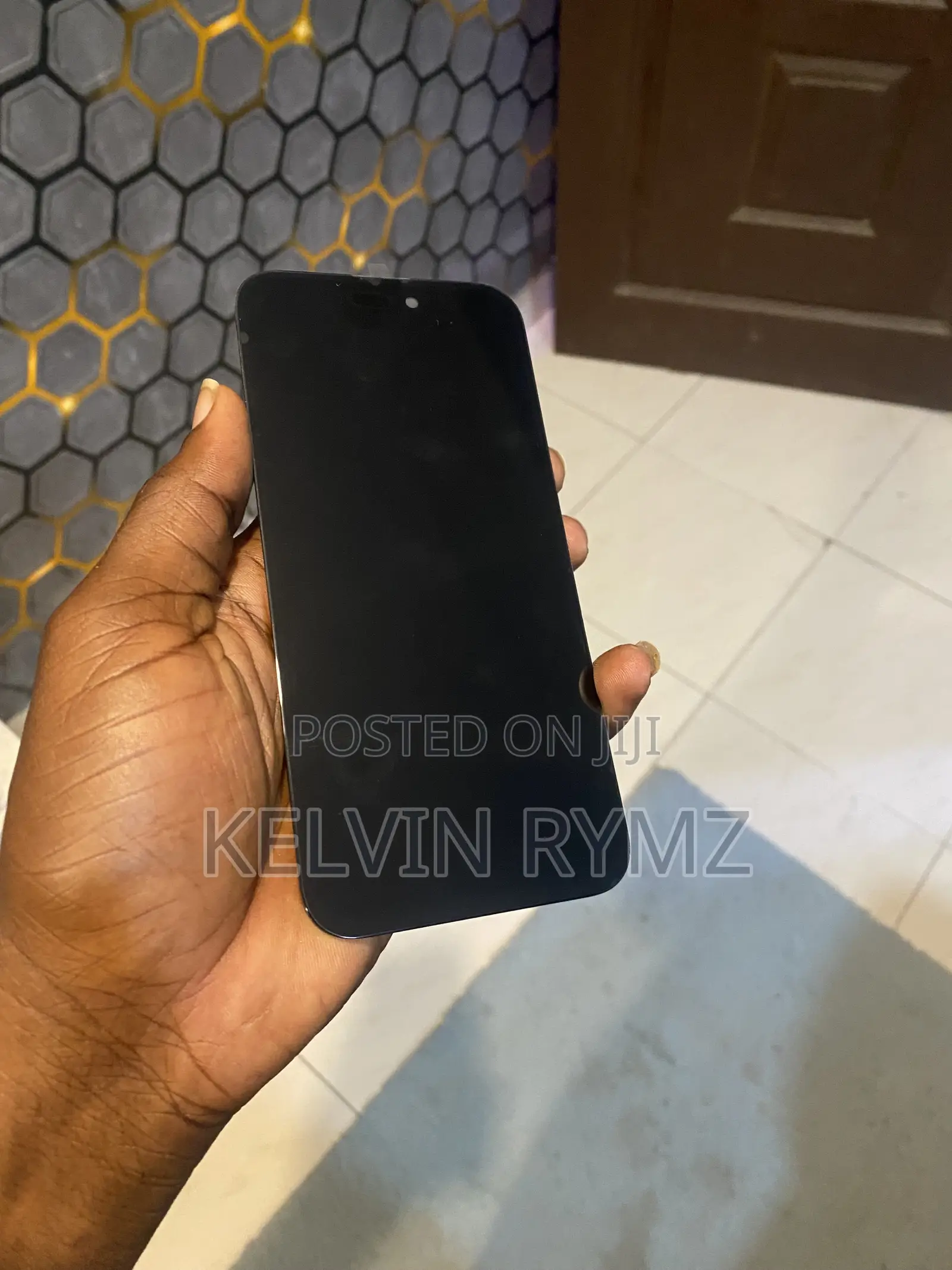 iPhone 15 Pro Max Screen Replacement