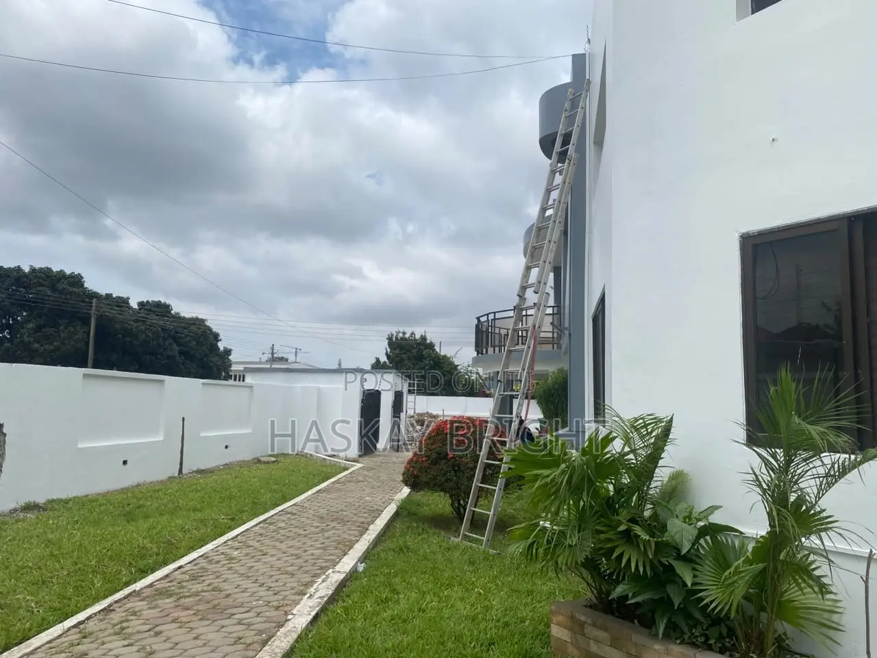 10 Office Rooms for Rent at Dzorwulu
