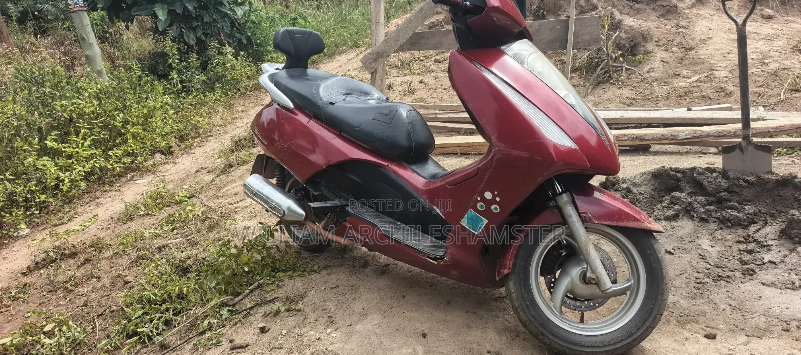 Honda 2008 Red