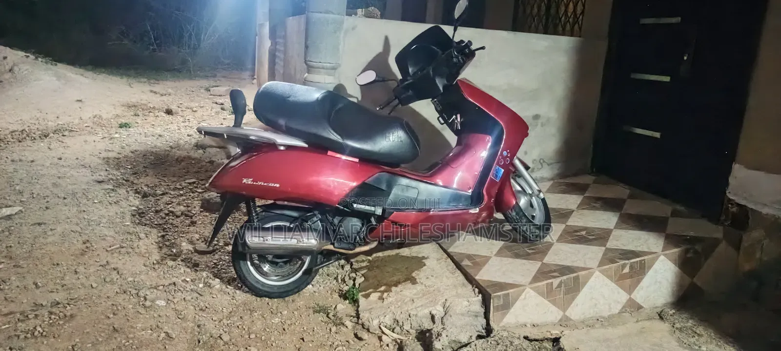 Honda 2008 Red