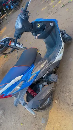 Piaggio Scooter 2023 Black