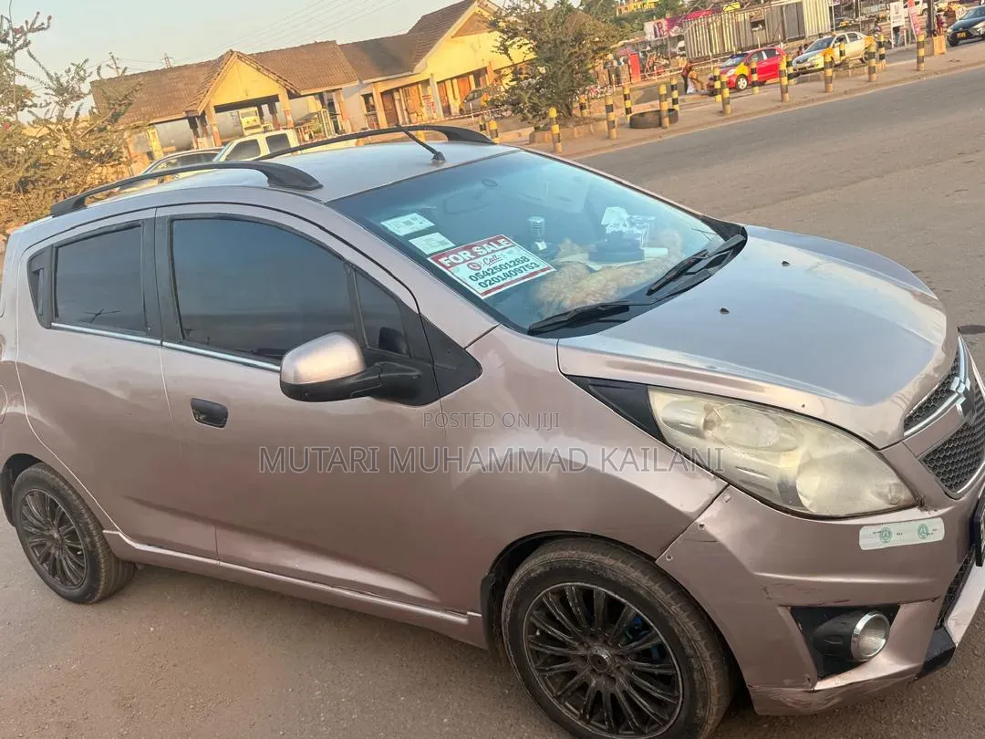 Chevrolet Spark 1LT 4dr Hatchback (1.2L 4cyl 5M) 2015 Beige