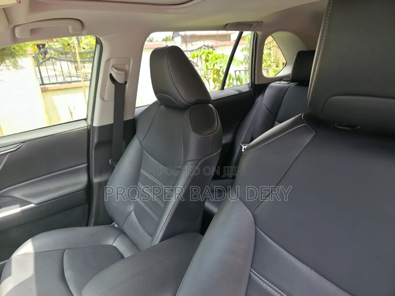 Toyota RAV4 XLE Premium 2021 Green