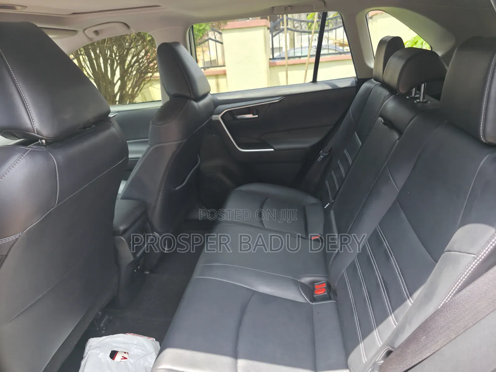 Toyota RAV4 XLE Premium 2021 Green