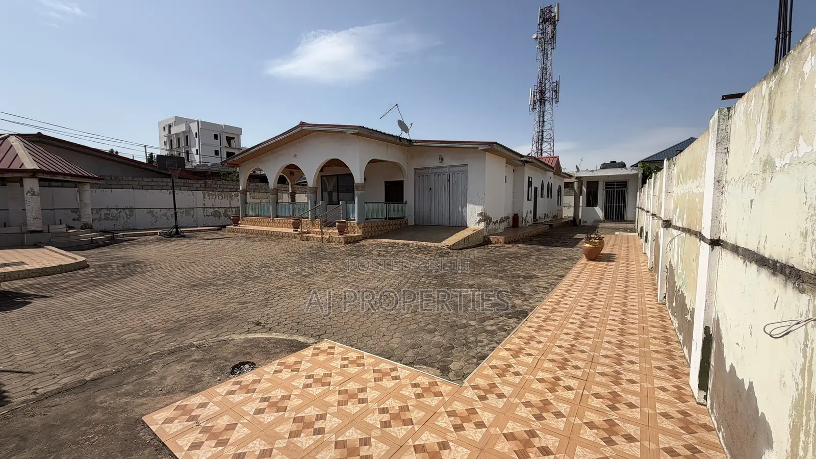 4bdrm House in Aj Properties, Spintex for sale