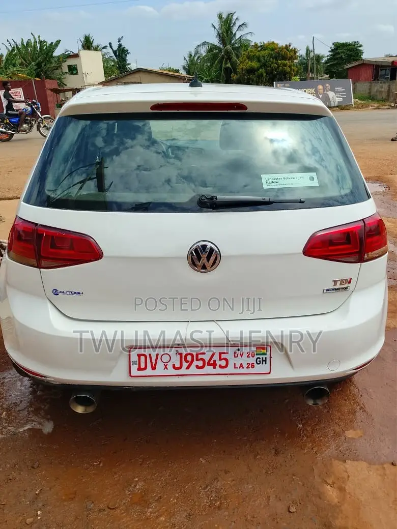 Volkswagen Golf TSI SE 4-Door FWD 2016 White