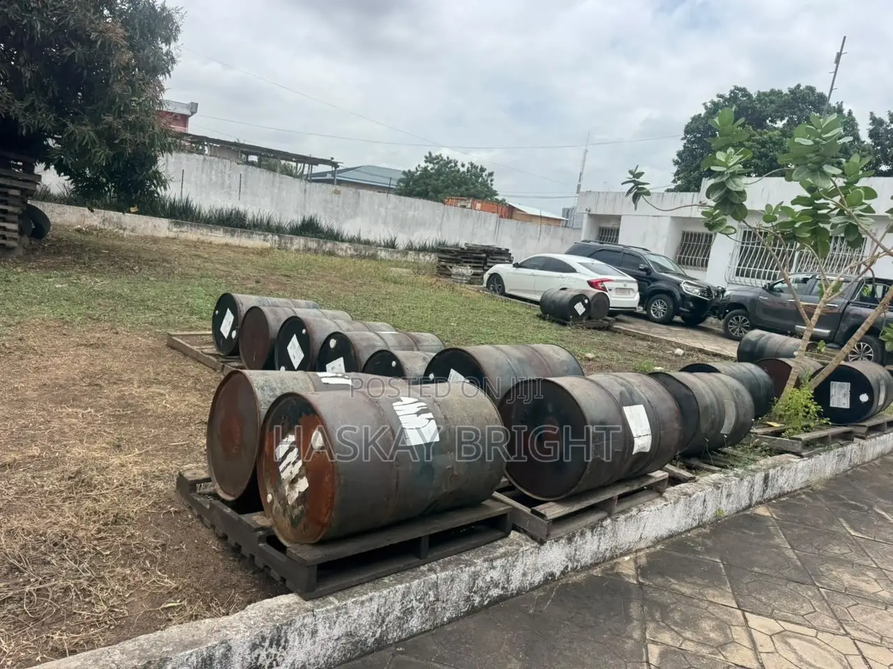 Titled 2 Plots of Land for Sale at Dzorwulu