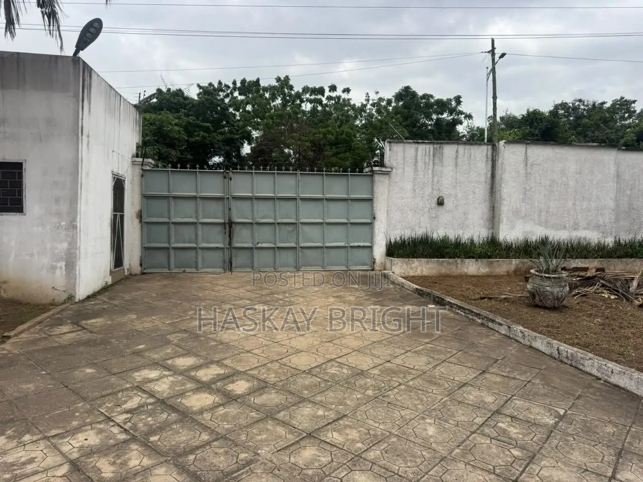 Titled 2 Plots of Land for Sale at Dzorwulu