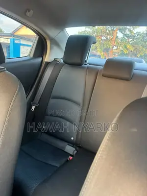Toyota Yaris 2018 Red