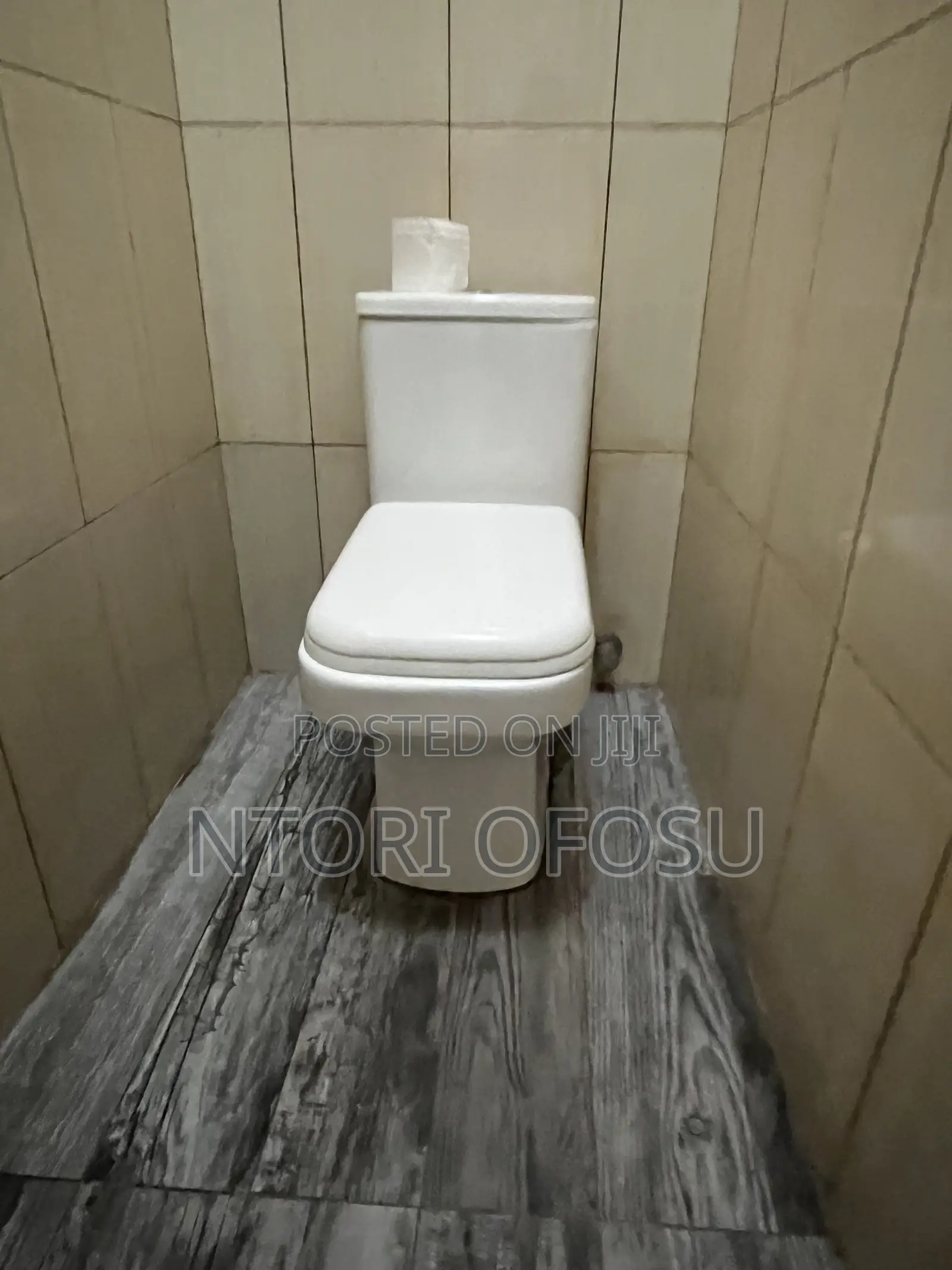 2bdrm Block of Flats in Papao for rent