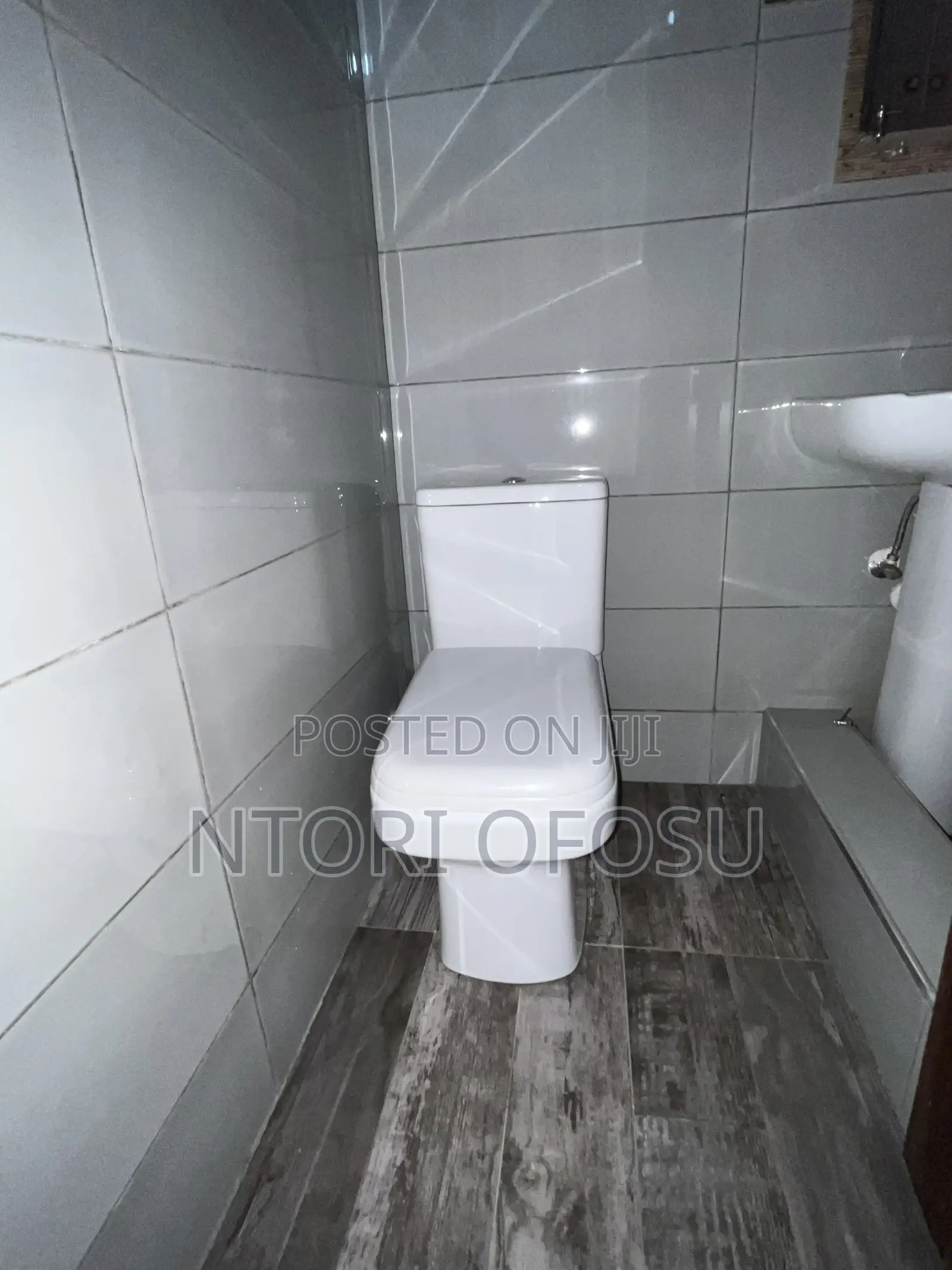 2bdrm Block of Flats in Papao for rent