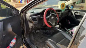 Toyota Corolla LE Eco 4dr Sedan (1.8L 4cyl CVT) 2016 Black