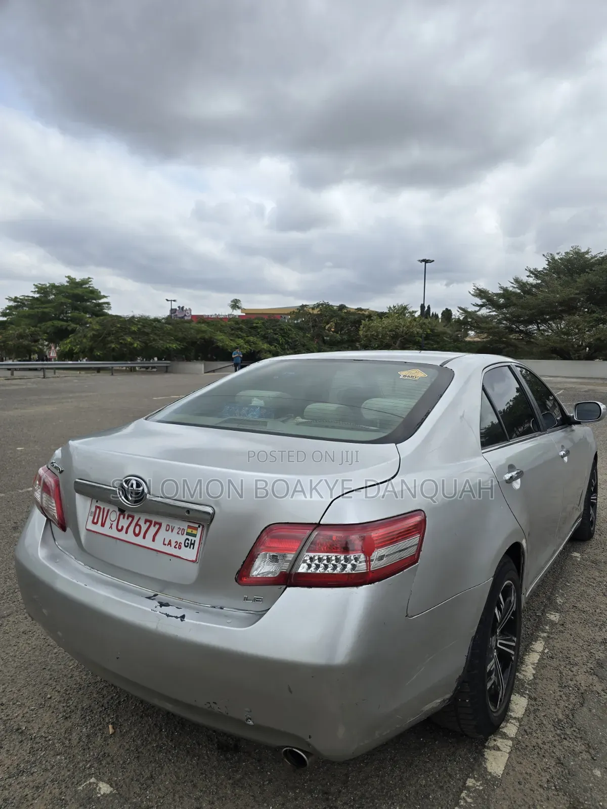 Toyota Camry XLE 4dr Sedan (2.5L 4cyl 6AM) 2010 Silver