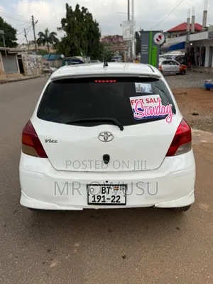 Toyota Vitz 1.0 FWD 3dr 2008 White