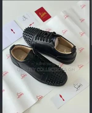 Christian Louboutin Louis Junior Spikes