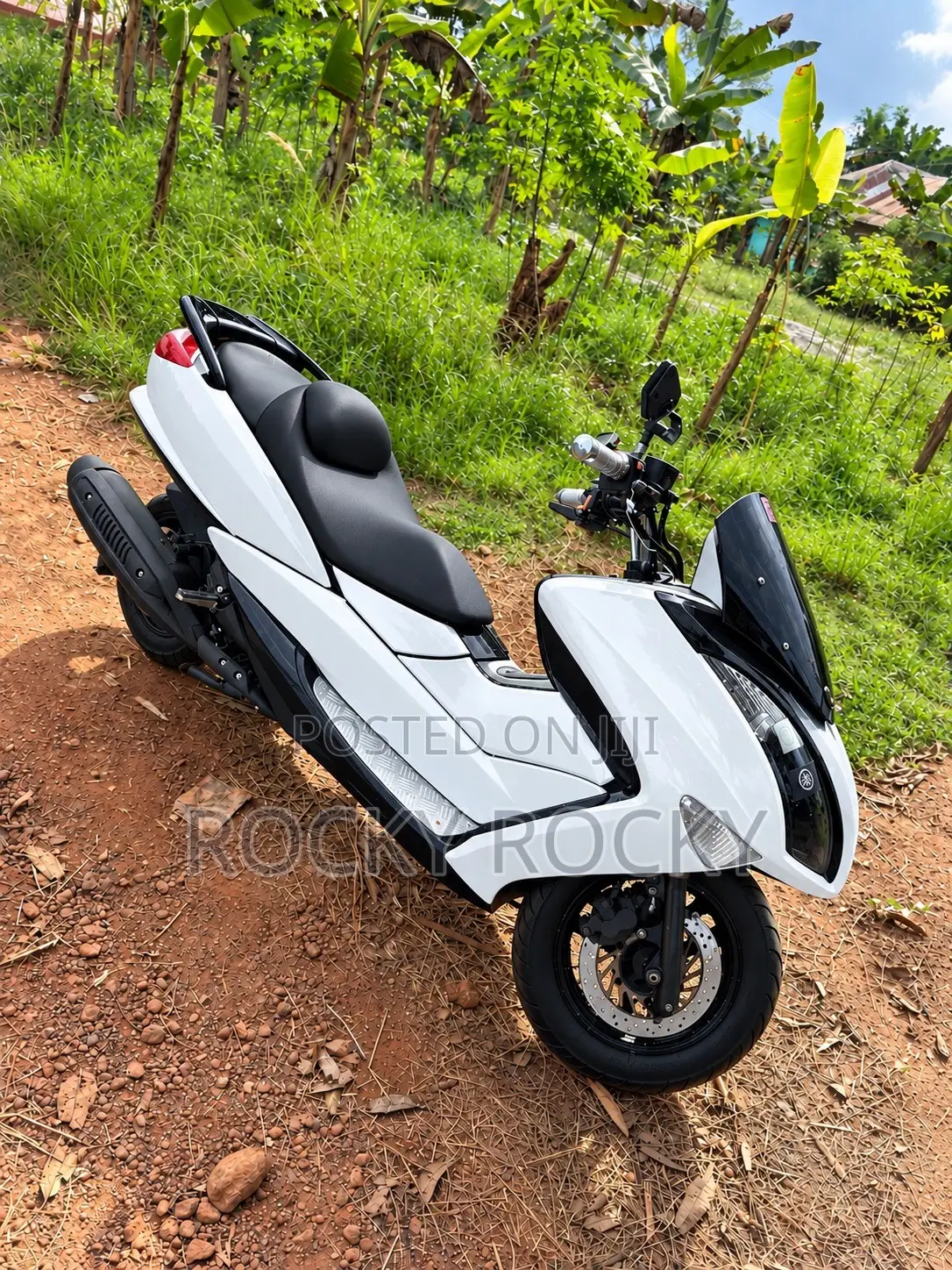 Yamaha Majesty 2021 Black