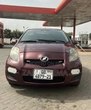 Toyota Vitz 1.0 FWD 5dr 2008 Blue