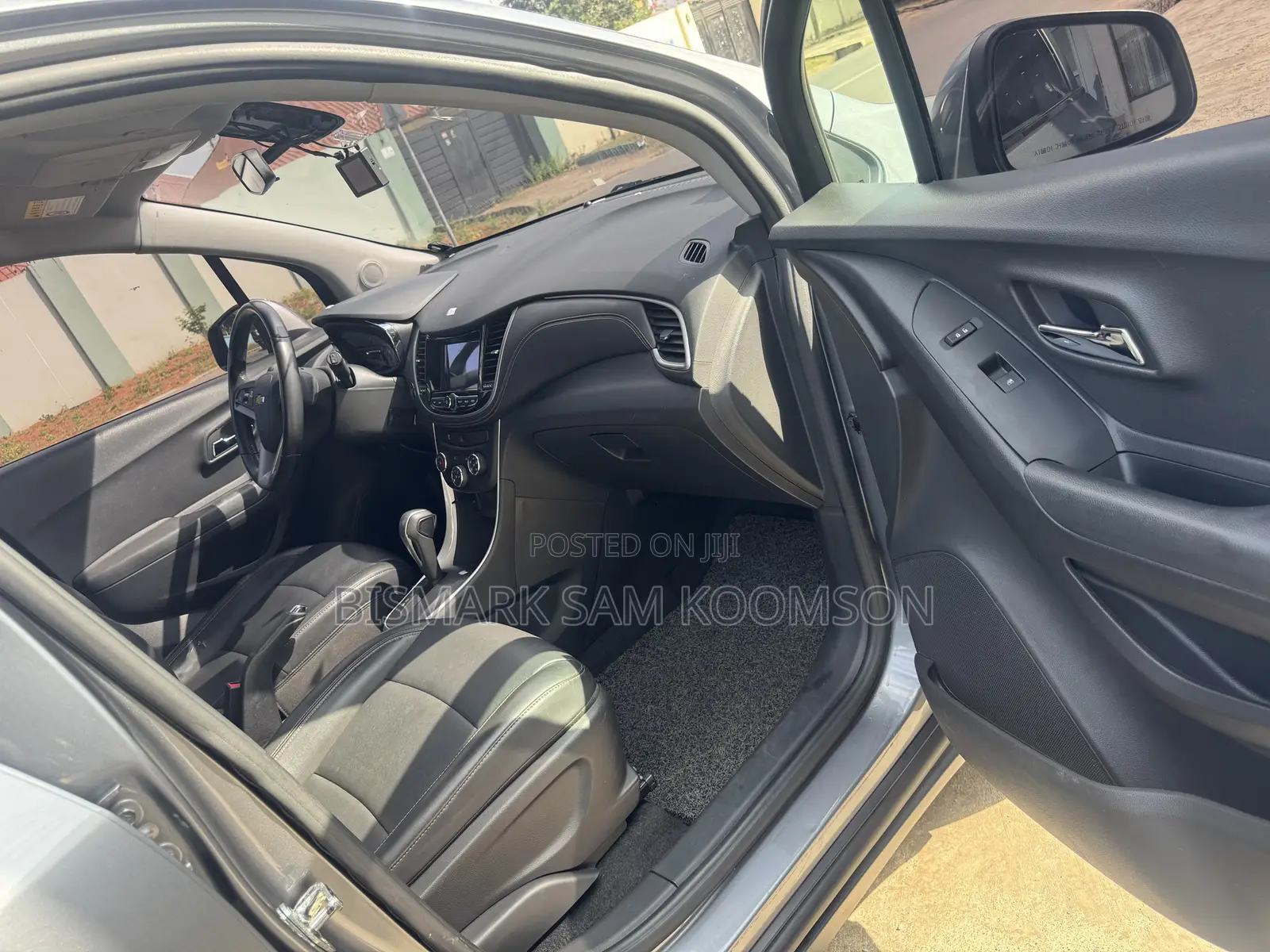 Chevrolet Trax 2019 Gray
