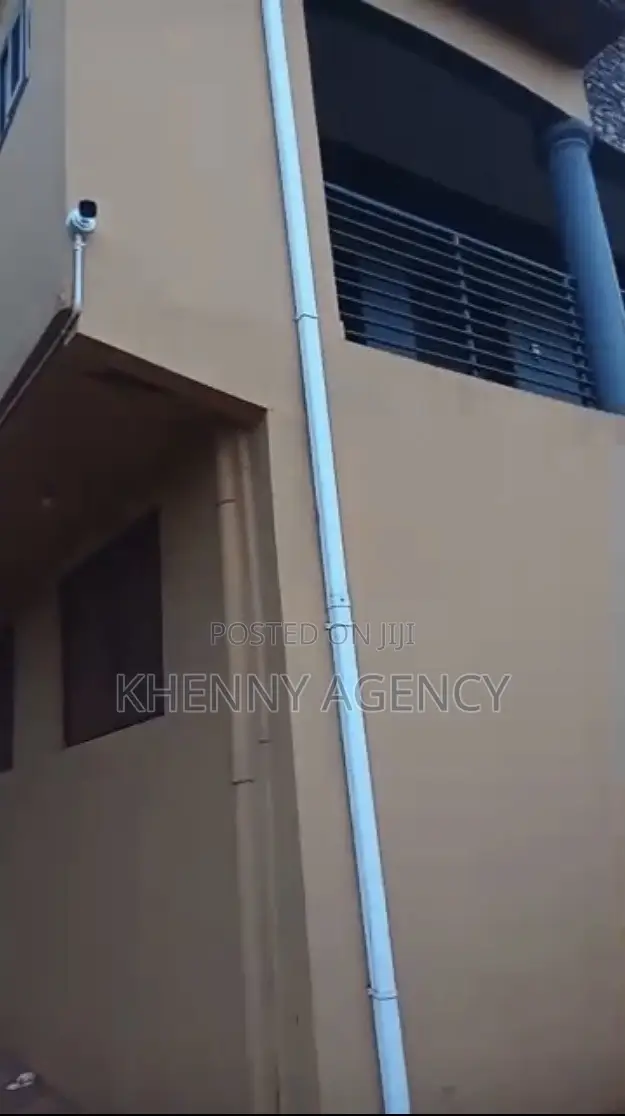 2bdrm Apartment in Oyibi, Valley View for rent