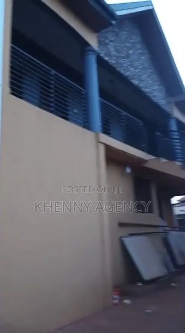 2bdrm Apartment in Oyibi, Valley View for rent