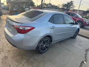 Toyota Corolla 2016 Silver