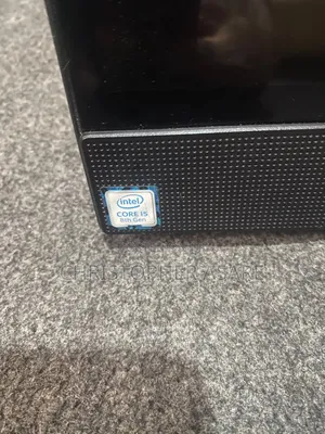 Dell Inspiron 27 All-in-One 8GB Intel Core i5 SSD 256GB