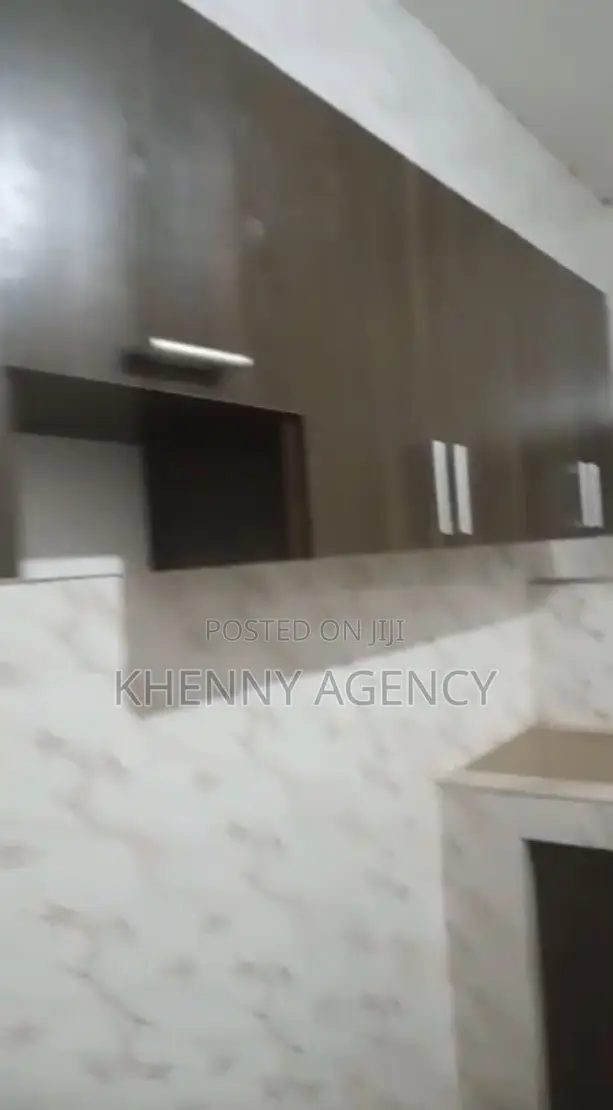 2bdrm Apartment in Oyibi, Valley View for rent