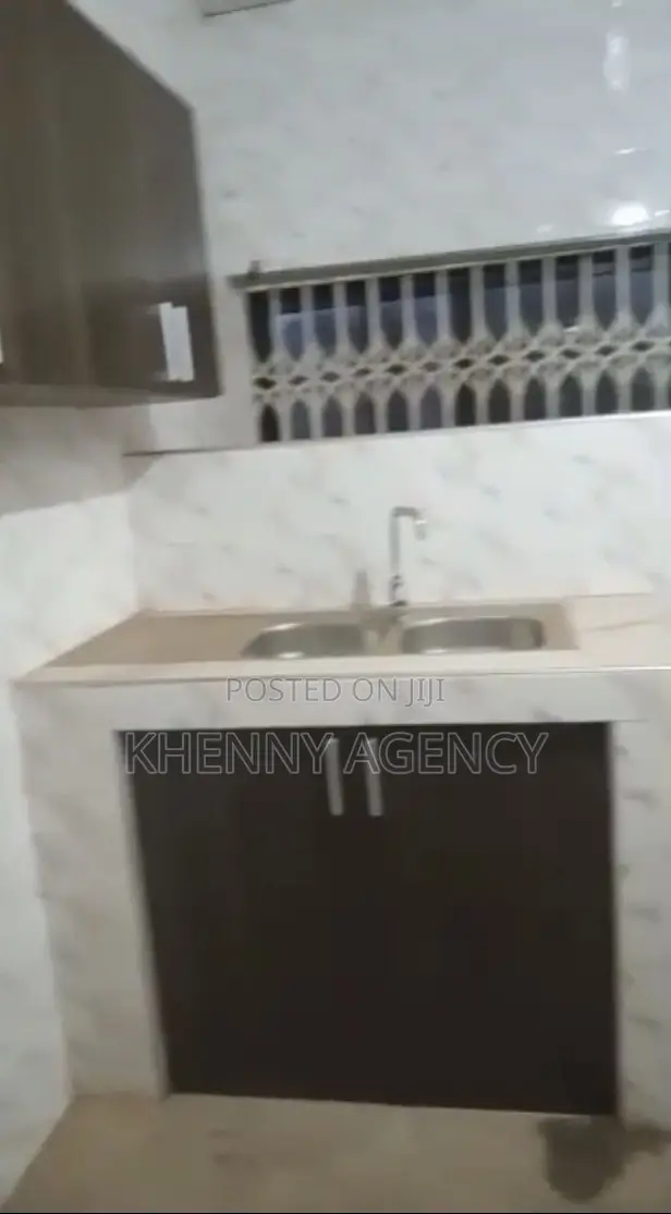 2bdrm Apartment in Oyibi, Valley View for rent