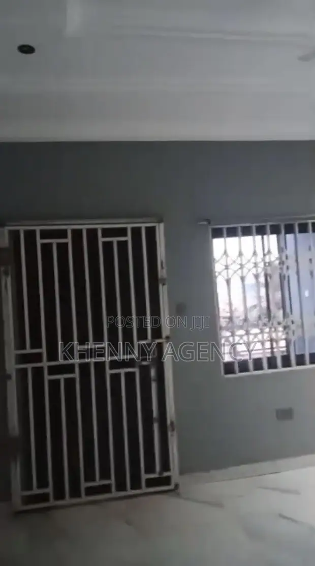 2bdrm Apartment in Oyibi, Valley View for rent