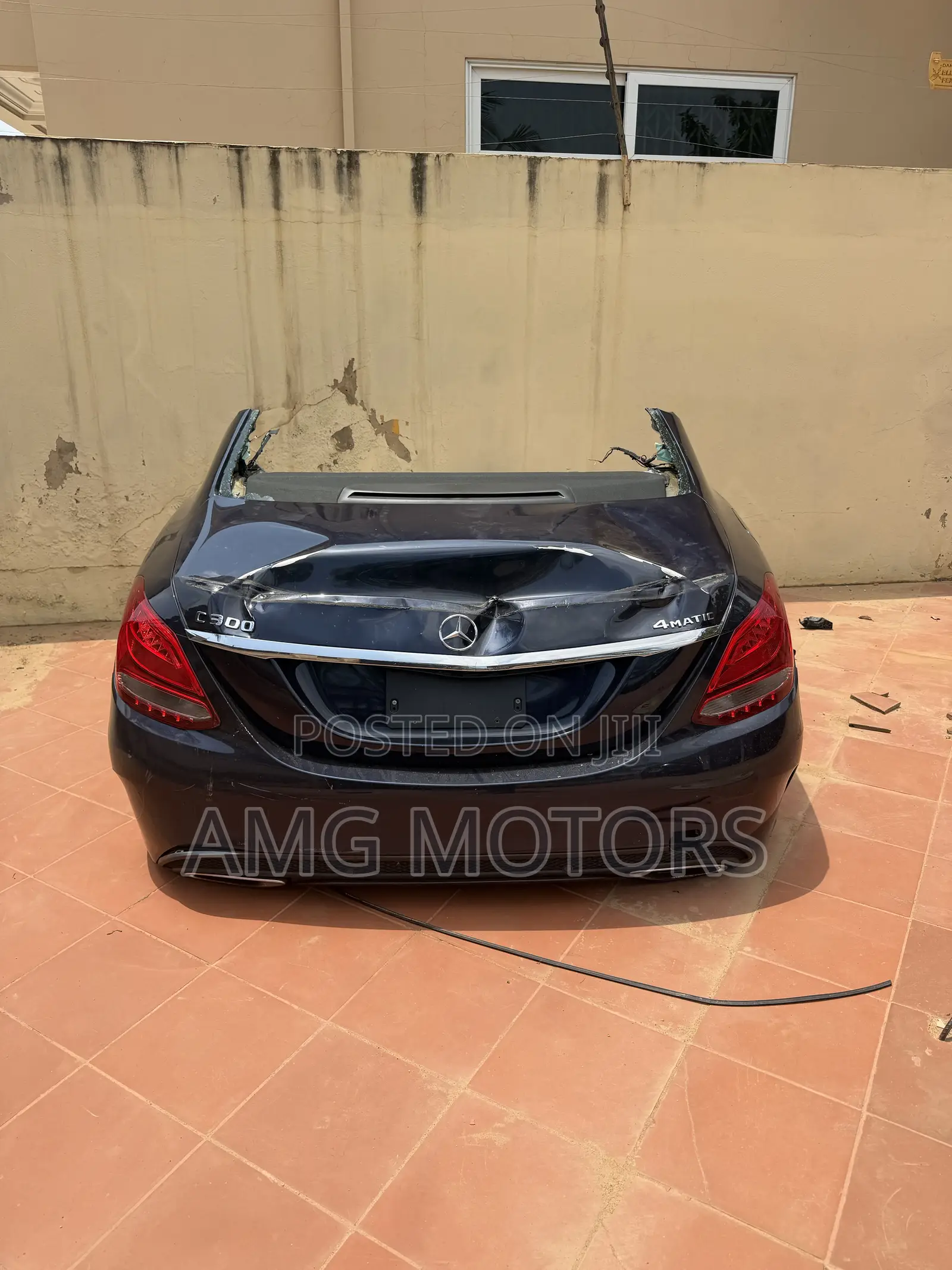 2015-2021 Mercedes C300 Back Cut