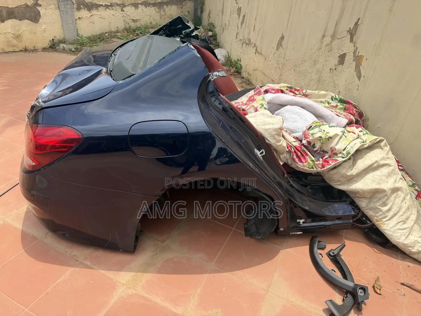 2015-2021 Mercedes C300 Back Cut