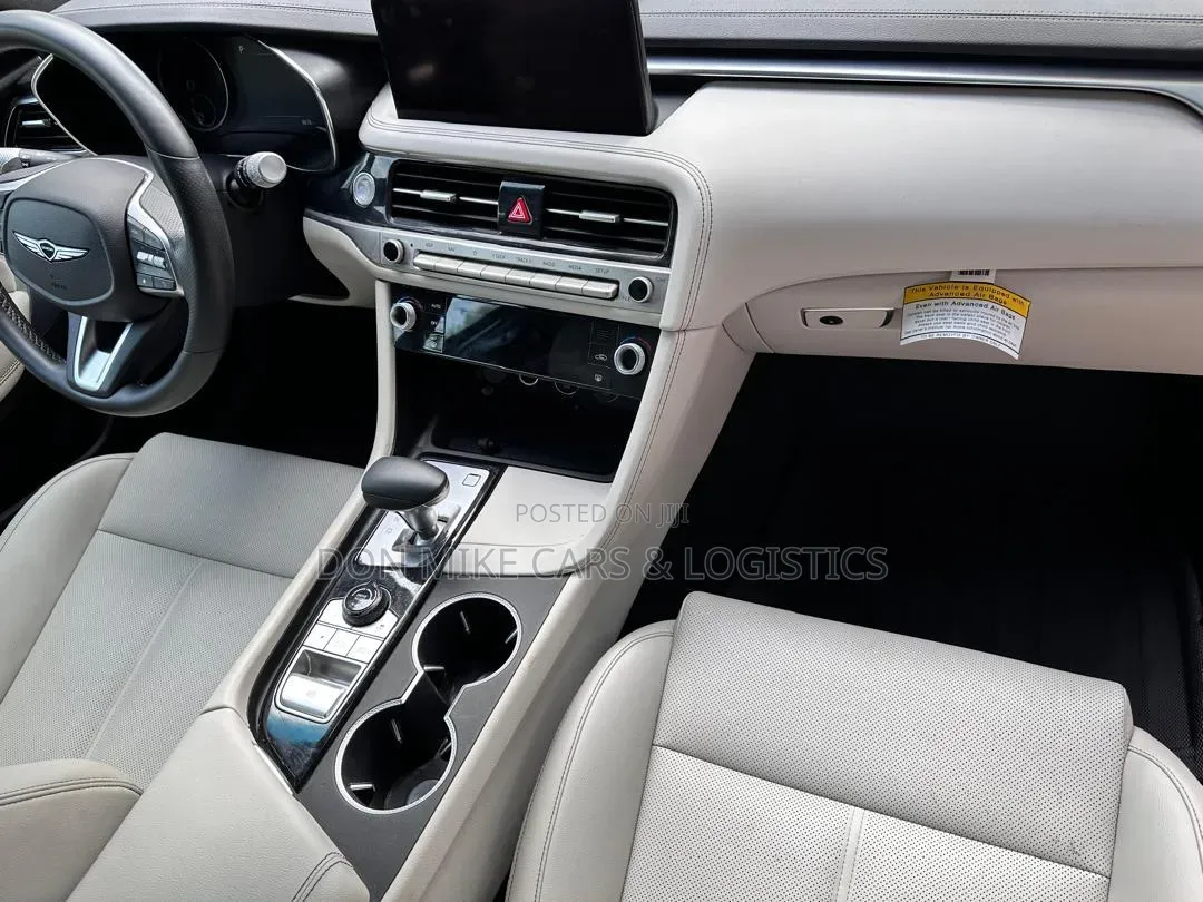 Hyundai Genesis 2024 Black
