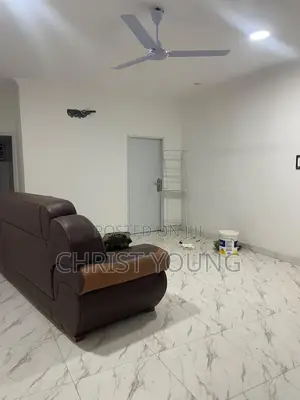 6bdrm Apartment in Accra Metropolitan for sale