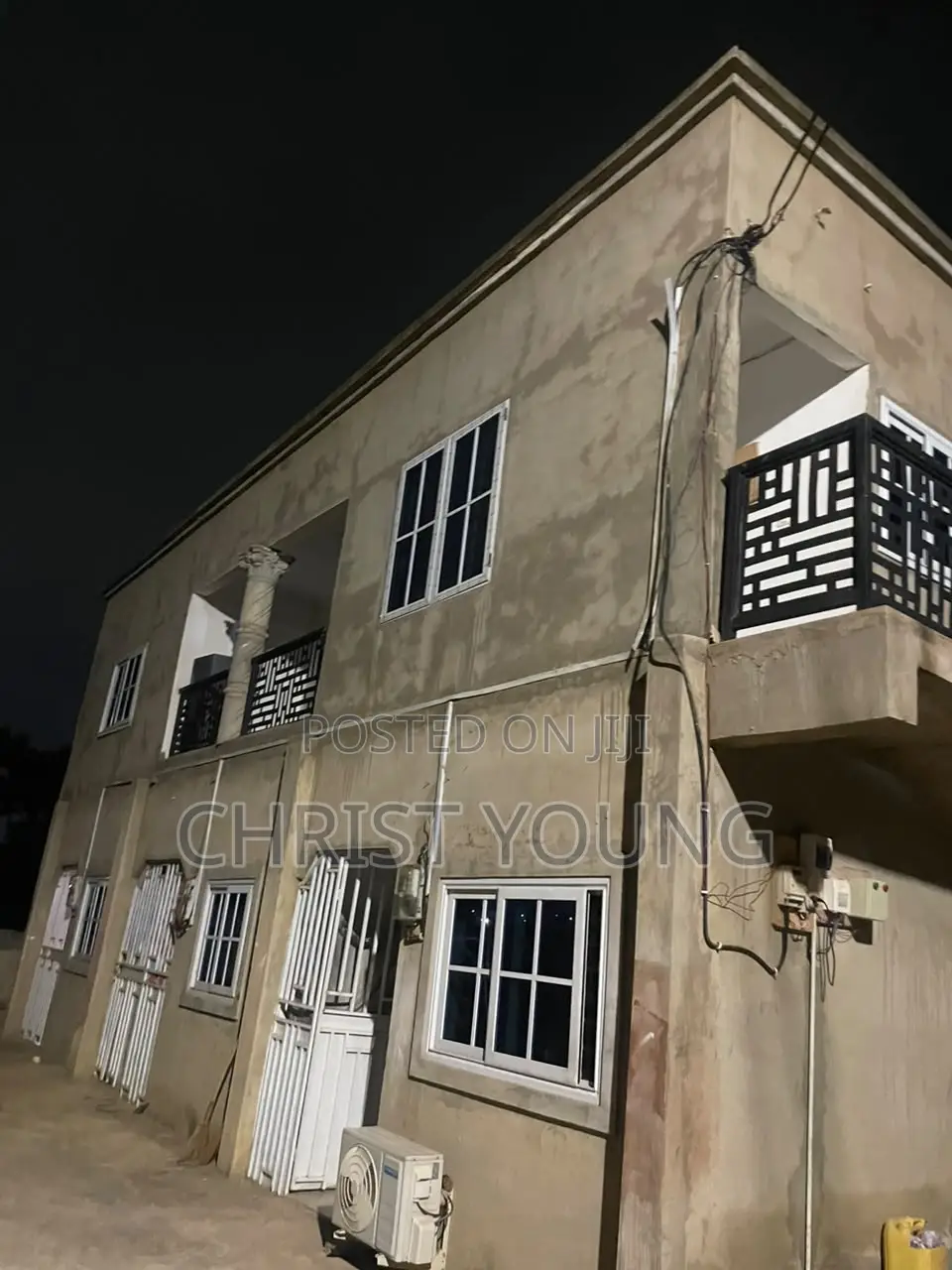 6bdrm Apartment in Accra Metropolitan for sale
