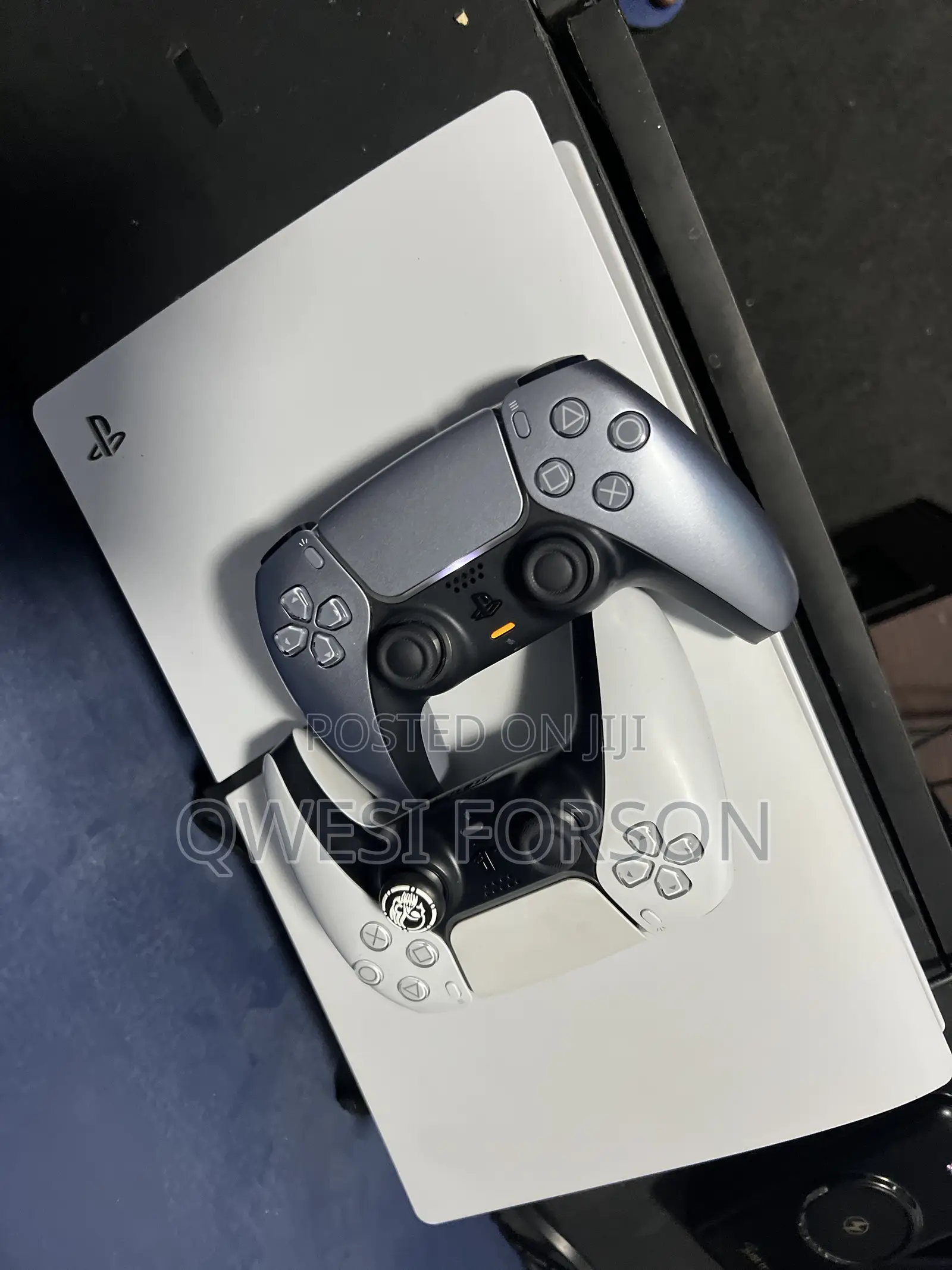PlayStation 5 Standard ( 2 Controllers)
